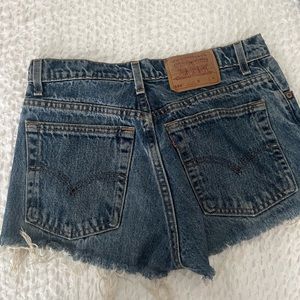 vintage high waisted Levi’s shorts